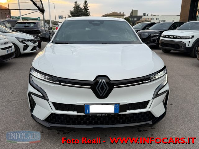 RENAULT Megane usata, con USB
