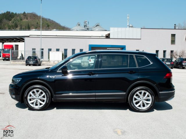 VOLKSWAGEN Tiguan Allspace usata, con Boardcomputer