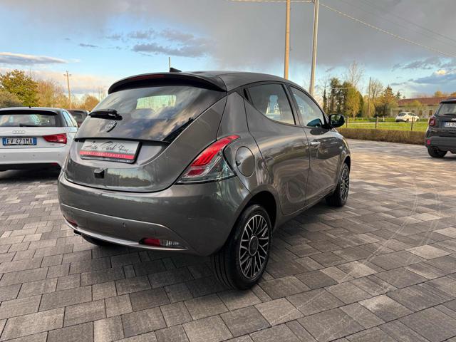 LANCIA Ypsilon usata, con Airbag