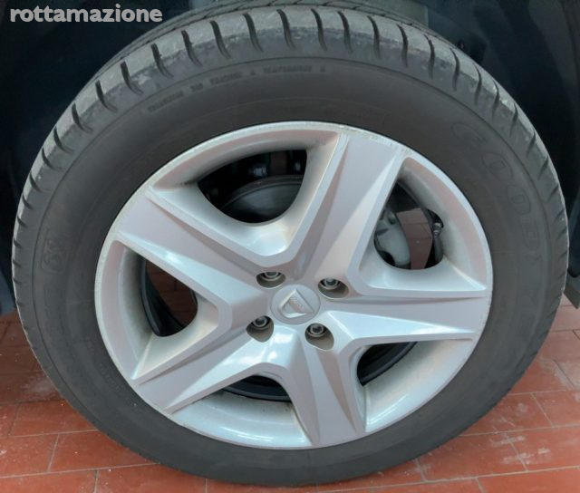 DACIA Sandero usata, con Sistema di navigazione