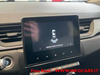 RENAULT Captur usata, con Volante in pelle