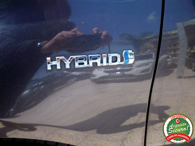 TOYOTA Yaris usata, con Volante multifunzione