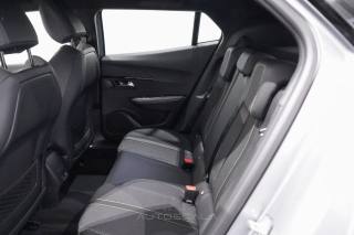 PEUGEOT 2008 usata, con Carica per smartphone a induzione