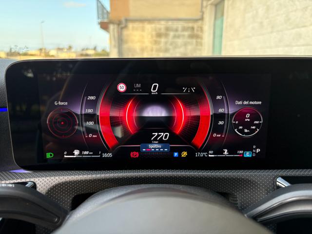 MERCEDES-BENZ A 180 usata, con Specchietti laterali elettrici