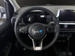 KIA Picanto usata, con Sistema di navigazione