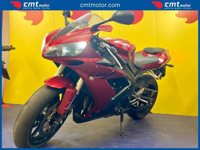 YAMAHA YZF R1 usata 1