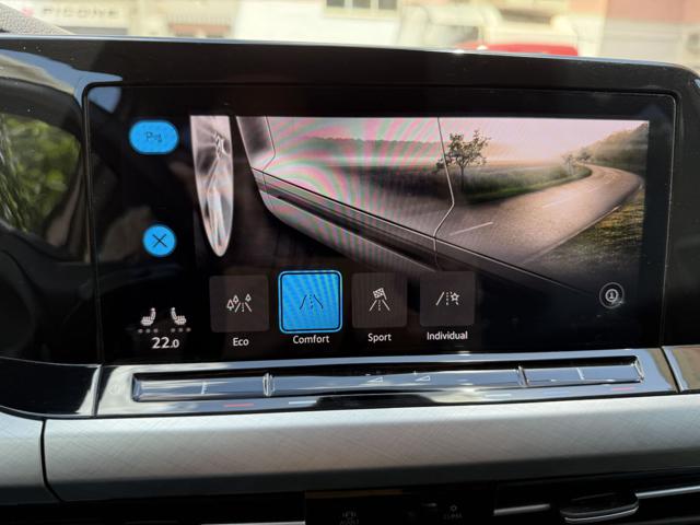 VOLKSWAGEN Golf usata, con Controllo automatico clima