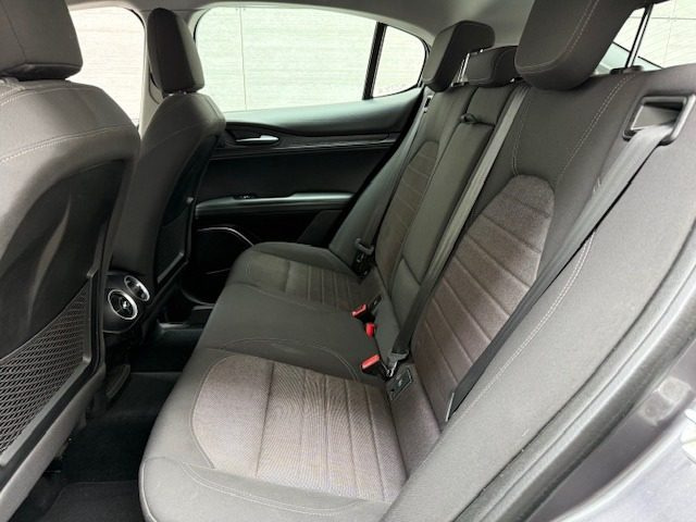 ALFA ROMEO Stelvio usata, con Chiusura centralizzata