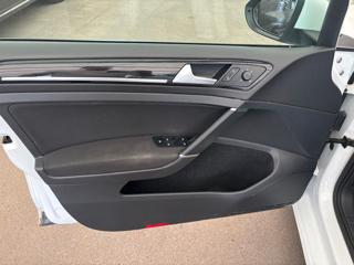 VOLKSWAGEN Golf usata, con Alzacristalli elettrici