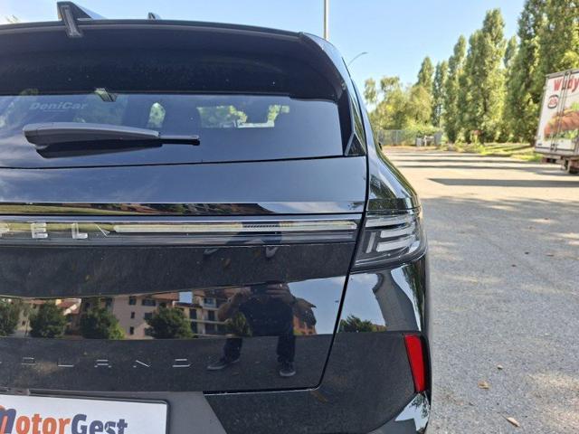OPEL Grandland usata, con Leve al volante