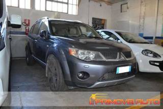 MITSUBISHI Outlander usata, con Autoradio