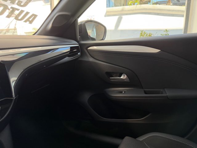 OPEL Corsa usata, con Specchietti laterali elettrici