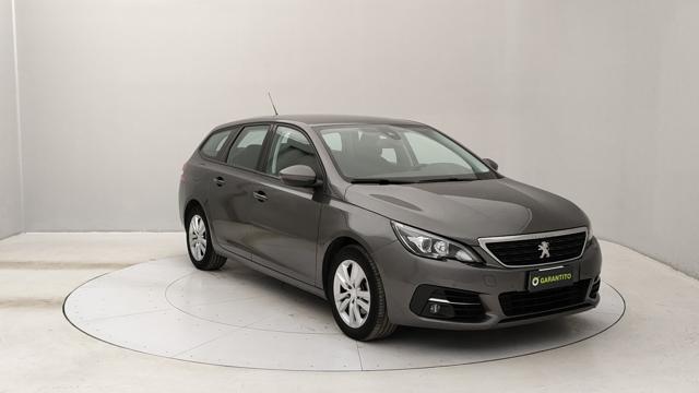 PEUGEOT 308 usata, con Boardcomputer