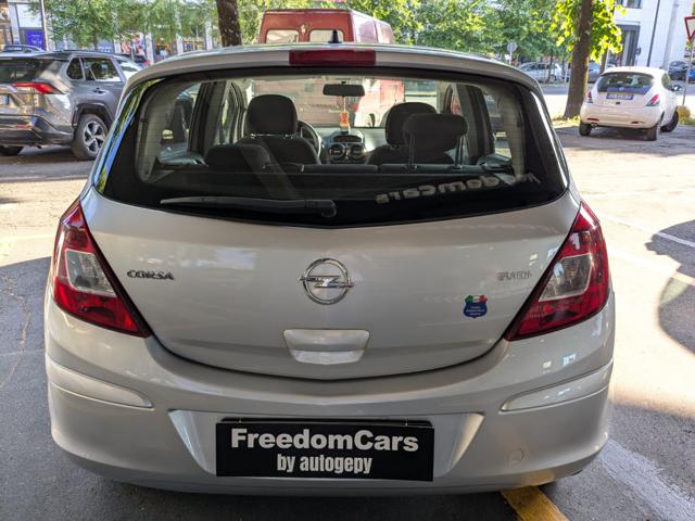 OPEL Corsa usata, con Controllo trazione
