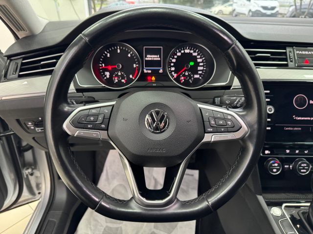 VOLKSWAGEN Passat Variant usata, con Controllo elettronico della corsia