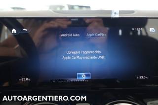 MERCEDES-BENZ GLA 200 usata, con Leve al volante