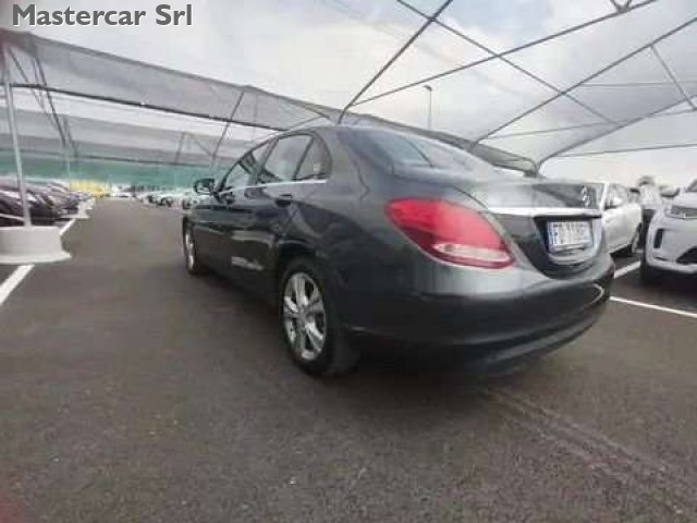 MERCEDES-BENZ C 200 usata, con Autoradio