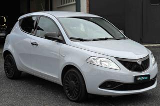 LANCIA Ypsilon usata, con Airbag laterali