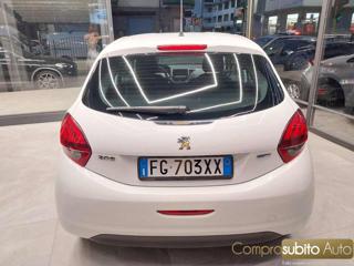 PEUGEOT 208 usata, con Autoradio