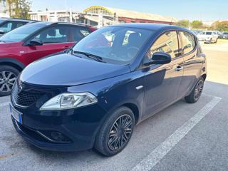 LANCIA Ypsilon usata, con Airbag