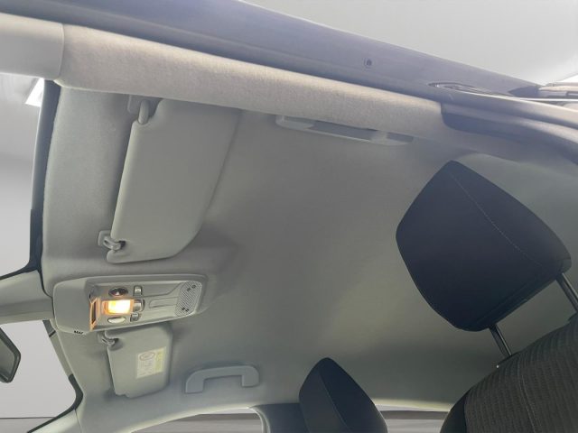 OPEL Corsa usata, con Sedile posteriore sdoppiato
