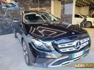 MERCEDES-BENZ E 220 usata, con Airbag laterali