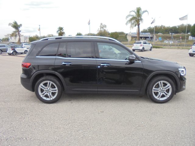 MERCEDES-BENZ GLB 200 usata, con Cerchi in lega