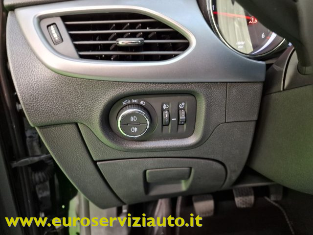 OPEL Astra usata, con Bracciolo