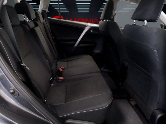 TOYOTA RAV 4 usata 15