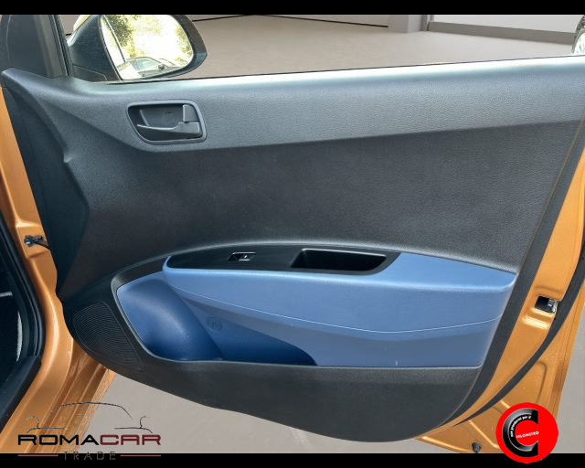 HYUNDAI i10 usata 15