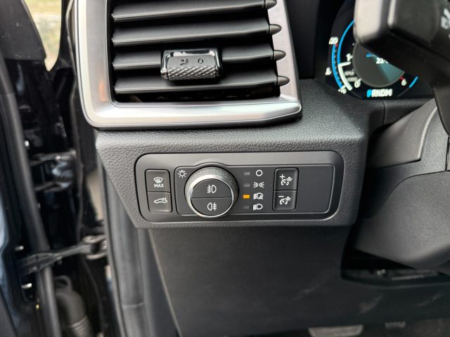 VOLKSWAGEN Amarok usata, con Controllo automatico clima