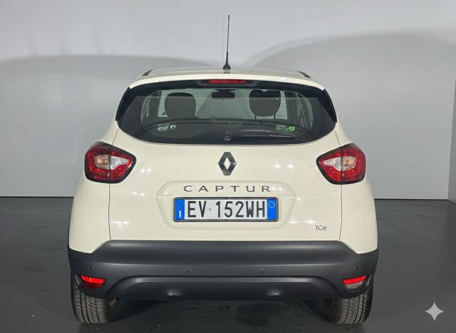 RENAULT Captur usata, con Alzacristalli elettrici