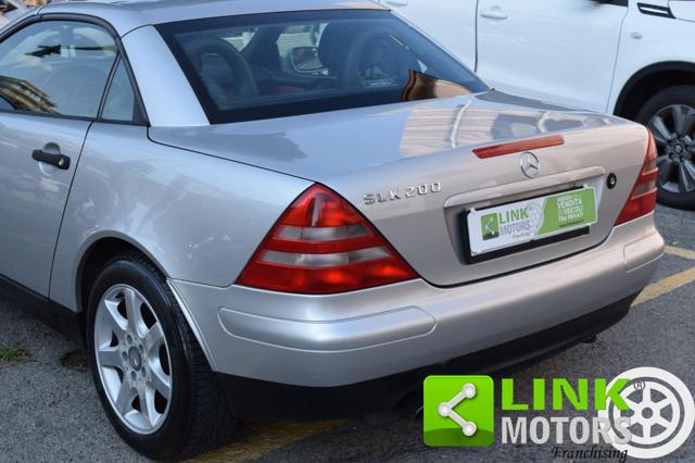 MERCEDES-BENZ SLK 200 usata, con Specchietti laterali elettrici