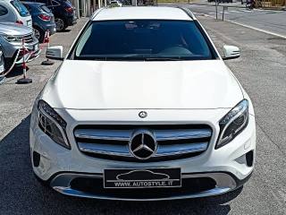 MERCEDES-BENZ GLA 200 usata, con USB