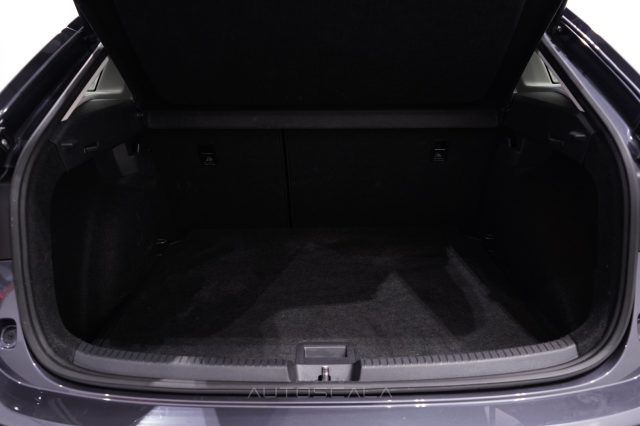 VOLKSWAGEN Taigo usata 32