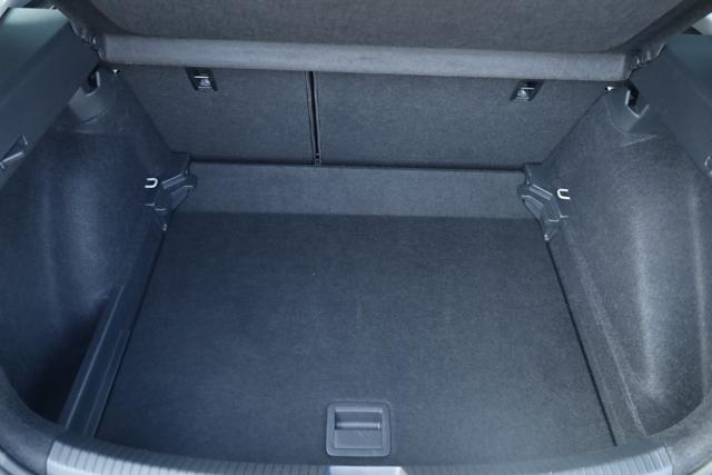 VOLKSWAGEN Taigo usata, con Schermo multifunzione interamente digitale