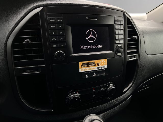 MERCEDES-BENZ Vito usata 11