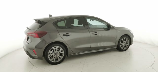 FORD Focus usata, con Sensori di parcheggio posteriori