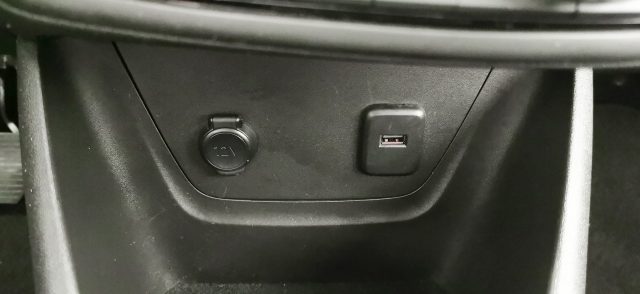 OPEL Crossland usata 41