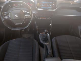 PEUGEOT 2008 usata, con Boardcomputer