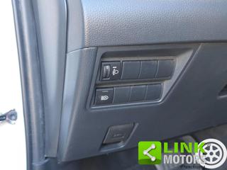 TOYOTA Yaris usata, con Luci diurne LED