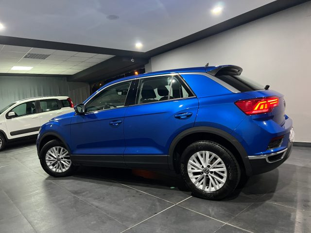 VOLKSWAGEN T-Roc usata, con Autoradio