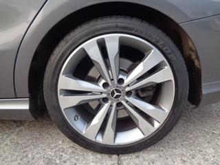 MERCEDES-BENZ CLA 200 usata, con Chiusura centralizzata
