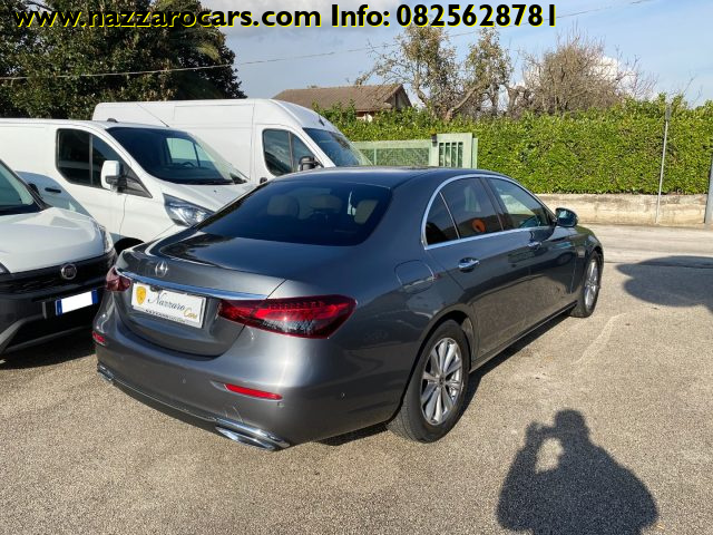 MERCEDES-BENZ E 220 usata, con Interni in pelle