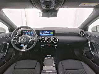 MERCEDES-BENZ A 180 usata, con Chiusura centralizzata
