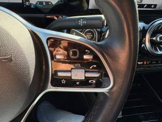 MERCEDES-BENZ GLA 220 usata, con ESP
