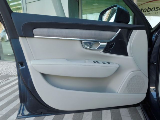 VOLVO S90 usata, con Luci diurne