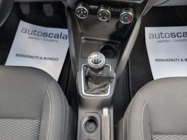 DACIA Duster usata, con Touch screen