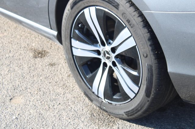 MERCEDES-BENZ C 200 usata, con Chiusura centralizzata