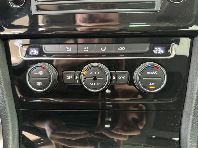 VOLKSWAGEN Golf usata, con Autoradio digitale